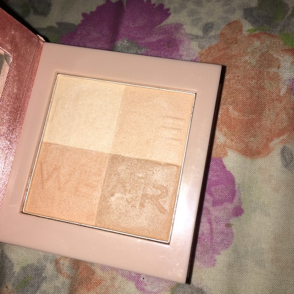 physicians formula highlighter - Picture 2 of 2